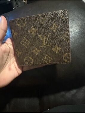 Louis Vuitton Brown Monogram Comes with original box